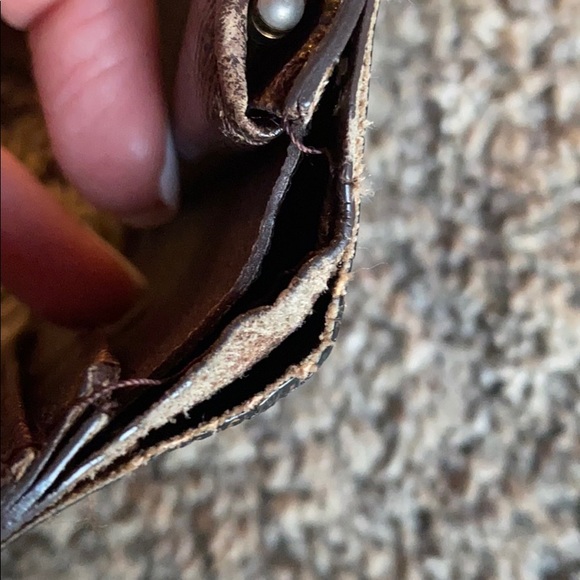 Louis Vuitton Wallet - Picture 6 of 7